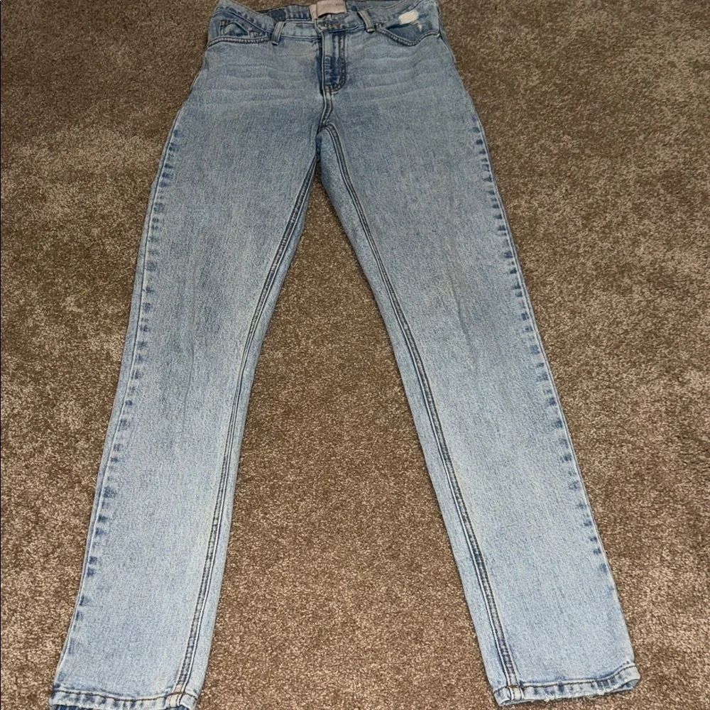 REVICE Light Blue Skinny Jeans / size 27. B13